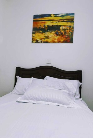 1 bedroom, free WiFi, bed sheets