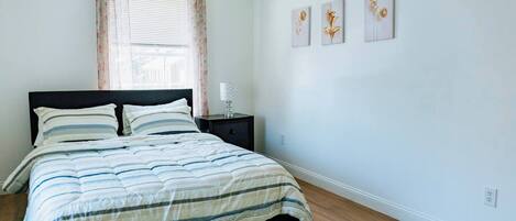 3 Schlafzimmer, Bügeleisen/Bügelbrett, WLAN, Bettwäsche