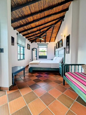 Junior Double Room, Balcony, City View | Down comforters, free WiFi, bed sheets