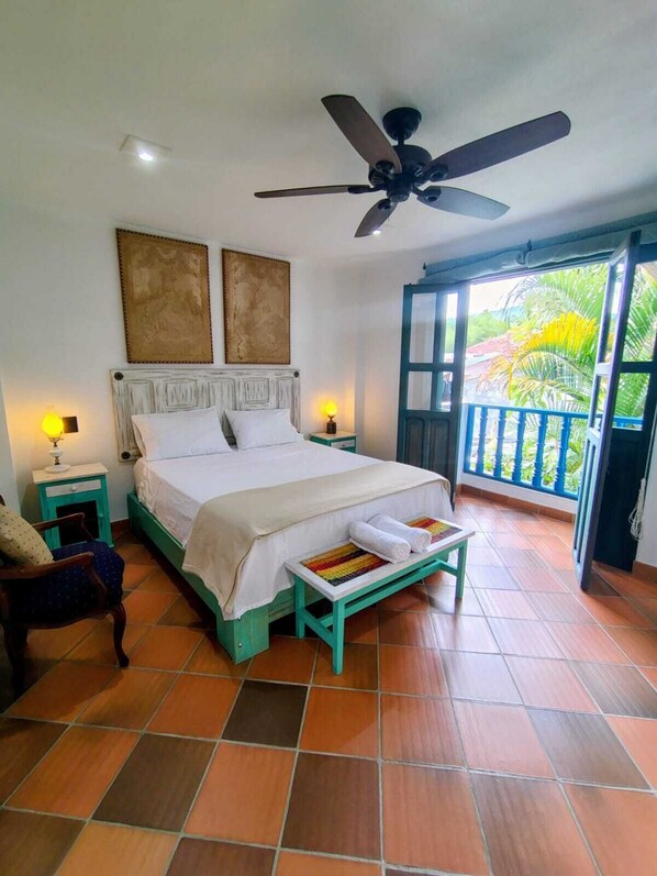 Comfort Double Room, Balcony, Courtyard View | Down duvets, free WiFi, bed sheets