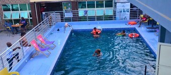 Luxurious Awoyaya Apartment With Private Pool and Garden