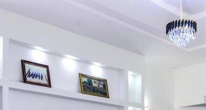 Luxurious Awoyaya Apartment With Private Pool and Garden