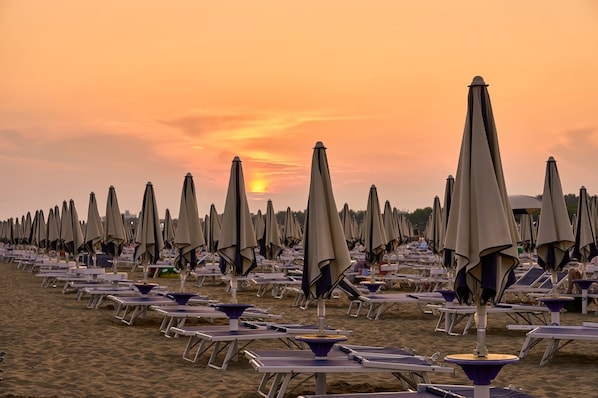 Departamento, 1 habitación, balcón, vista al jardín | Playa