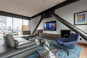 Luxury Apartment, Patio, City View | Living area