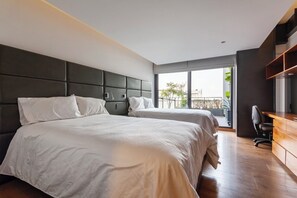 Appartement Luxe, patio, vue ville
