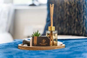 Bathroom amenities