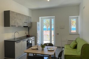 Kylskåp, diskmaskin och brödrost