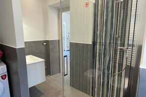 Dusche, Bidet