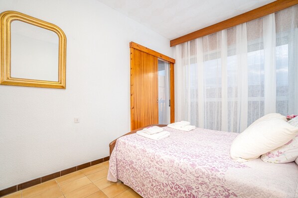 Apartment | 2 bedrooms, iron/ironing board