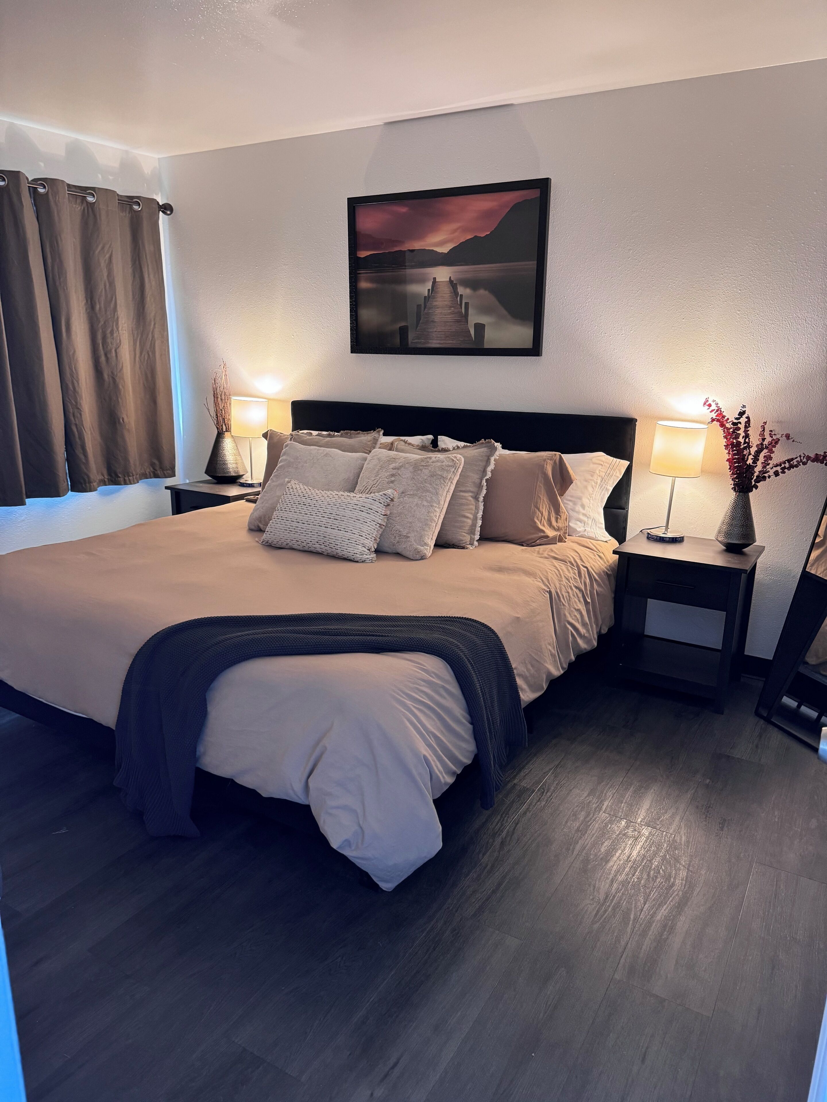 2 habitaciones, tabla de planchar con plancha, wifi y ropa de cama 