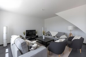 Apartment | Living room