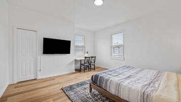 3 chambres, fer et planche à repasser, Wi-Fi gratuit, draps fournis