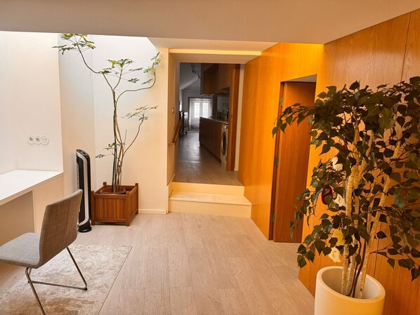 Imagen sin descripción, 1 de 12, botón