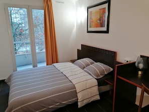 Studio, balkon, uitzicht op de stad | Geluiddichte muren, gratis wifi