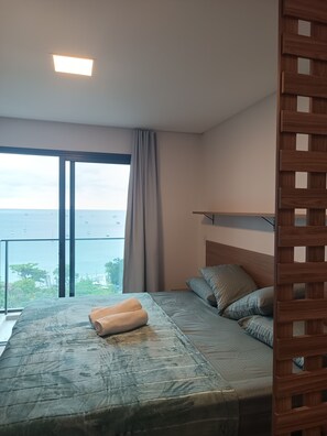 9 bedrooms, WiFi - Loft frente mar próximo do Beto Carrero (Armação Penha)