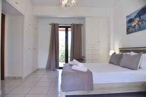 2 slaapkamers, een strijkplank/strijkijzer, gratis wifi, beddengoed