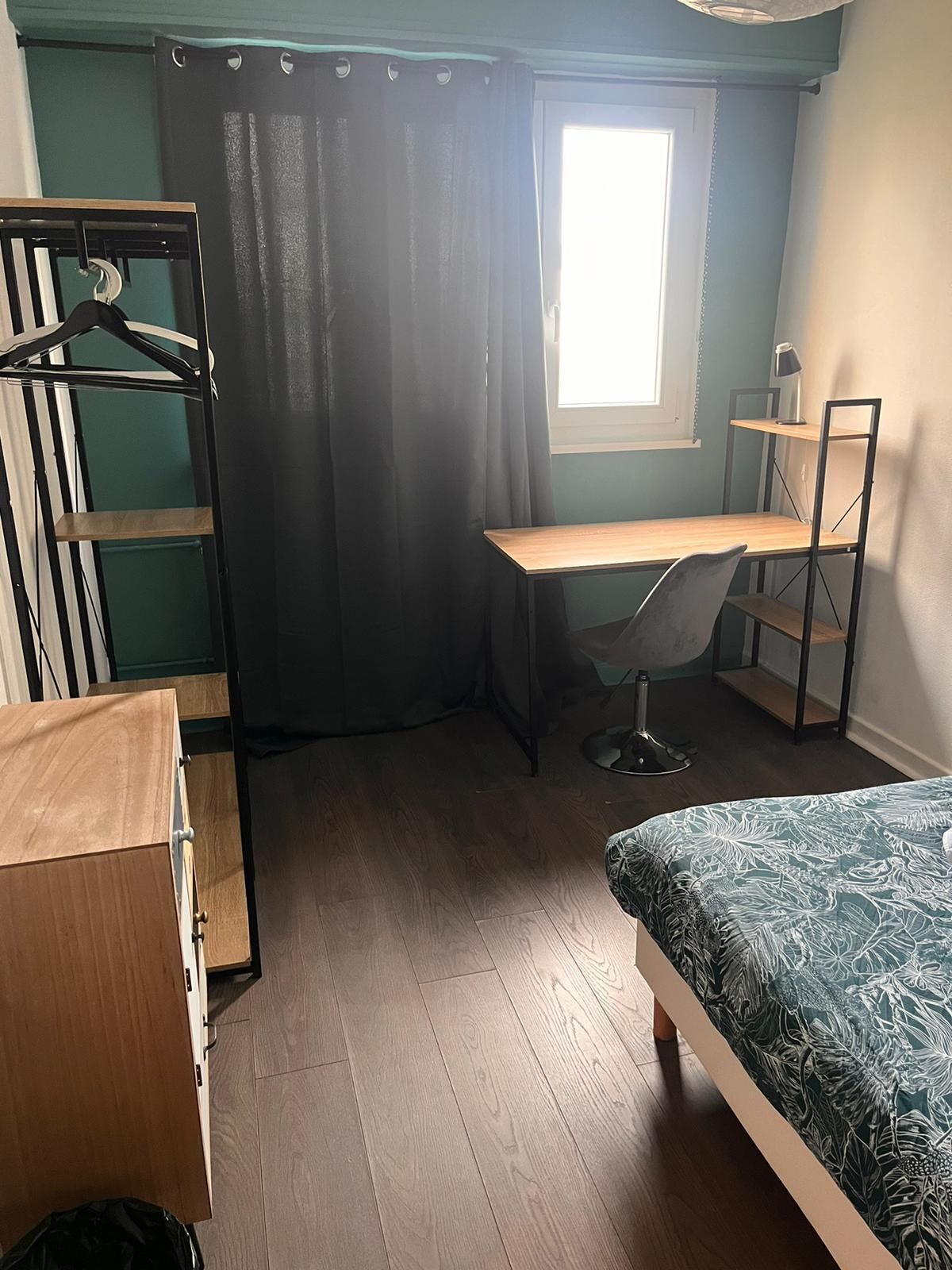2 bedrooms, WiFi, bed sheets, wheelchair access
