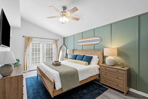 Pool, Fire Pit, Gym, Game Room, 4BR3BA - Near Parris Island/Downtown Beaufort