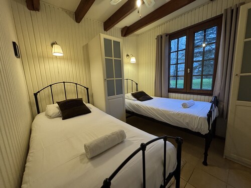 Chalet in Aubigne-racan With Pool &amp; Garden