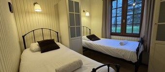 Chalet in Aubigne-racan With Pool & Garden