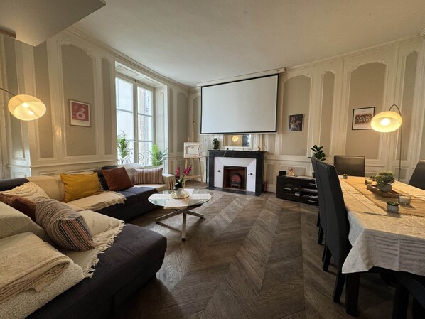 Villa | Living area