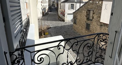 Villa in Le Mans Near Plantagenet City