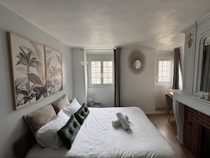 Villa | 8 bedrooms, iron/ironing board