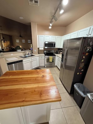 Microwave, oven, stovetop, dishwasher