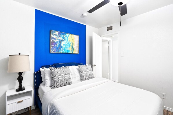 2 quartos, ferros/tábuas de passar roupa, Wi-Fi, roupa de cama