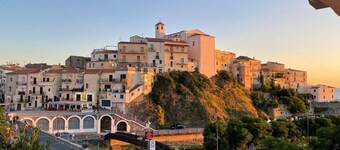 Double Room in Diamante center with balcony and terrace with great view