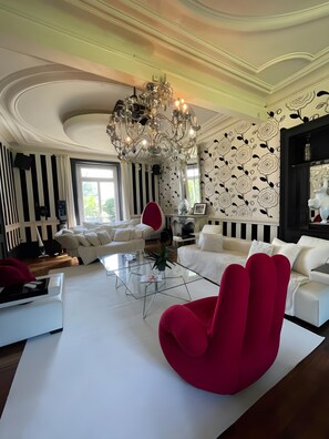 House | Living room - Estate in Saint-pavace Near Le Mans Circuit (Saint-Pavace)