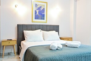 1 habitación, escritorio, tabla de planchar con plancha y wifi gratis 