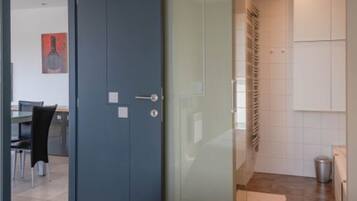 Apartment | 2 bedrooms, iron/ironing board