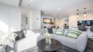 TV - Sky29 on Southbank by Property Mums (Southbank)