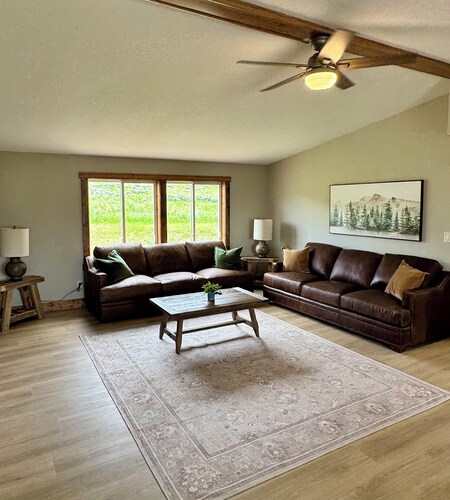 Newly renovated Blue Spruce Cabin – Island Park Getaway Close to Yellowstone NP!