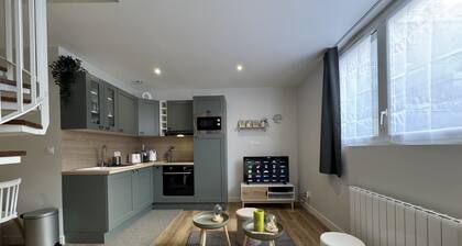 Duplex in Le Mans Near 24 Hours Circuit