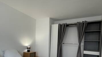 Apartment | 3 bedrooms, iron/ironing board