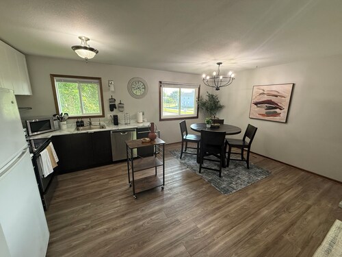 The Rochester Rambler - Upstairs of Duplex!