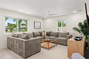 TV, ping pong - Walk to Beach-Private Heated Pool-3BR New Smyrna Beach Home (New Smyrna Beach)