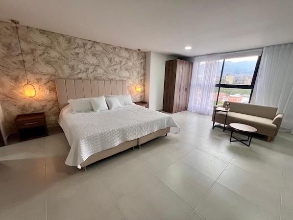 1 chambre, fer et planche à repasser, draps fournis