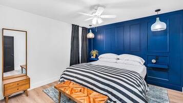 2 bedrooms, desk, free WiFi, bed sheets