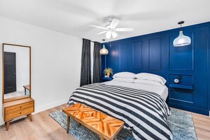 2 bedrooms, desk, free WiFi, bed sheets