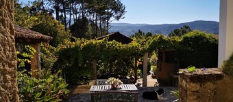 Rural Complex 'Shakti Rio Mino' with Lake Views, Private Pool and Wi-Fi