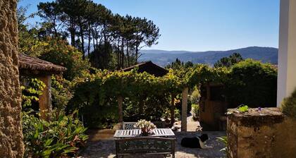 Rural Complex 'Shakti Rio Mino' with Lake Views, Private Pool and Wi-Fi