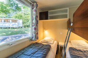 2 bedrooms, free WiFi