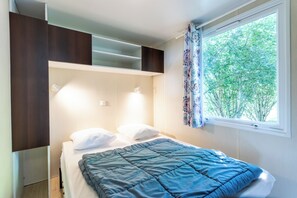 2 chambres, accès au Wi-Fi (inclus)