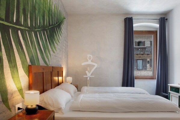 1 quarto, Wi-Fi de cortesia, roupa de cama