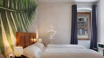 1 camera, una scrivania, Wi-Fi gratuito, lenzuola