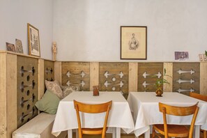 �تناول الطعام