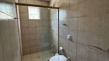 Bruser, håndklæder, Toiletpapir